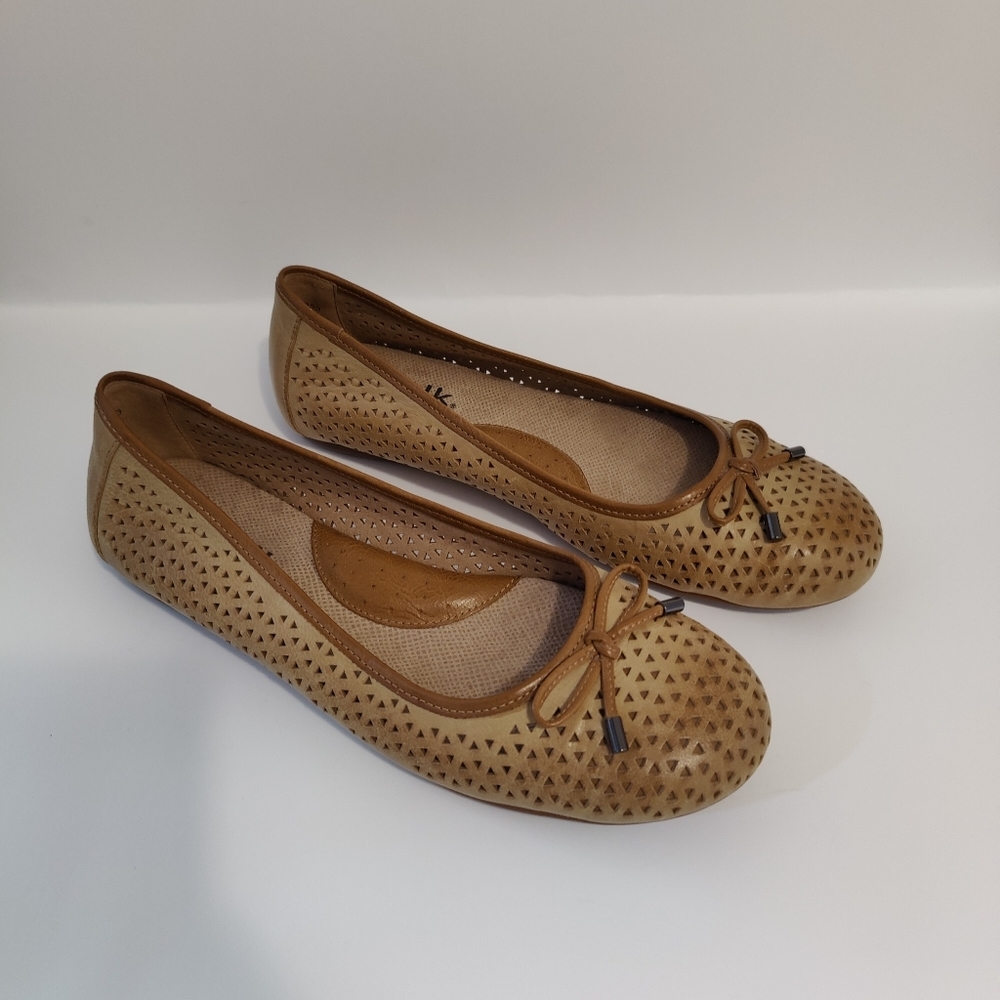 Softwalk Women's Napa Laser Ballet